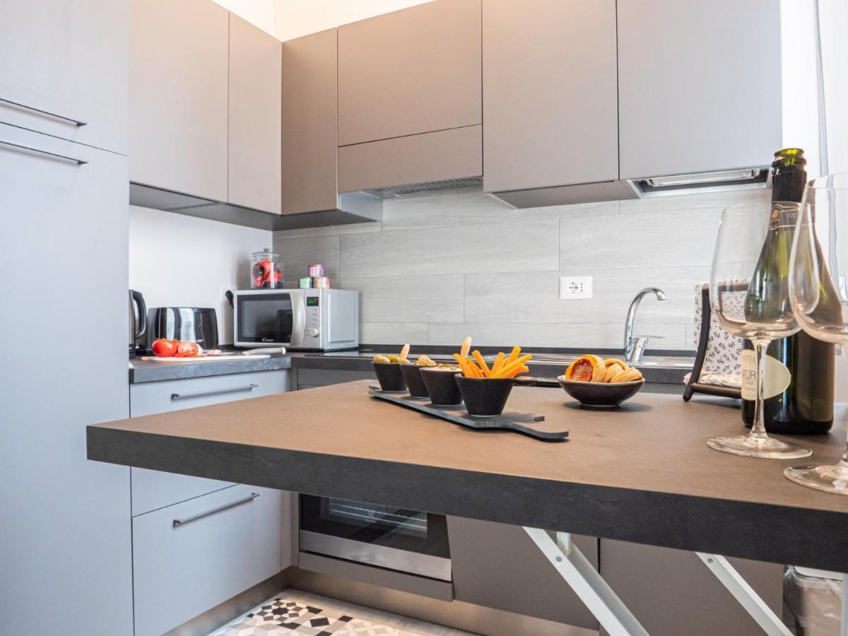Appartamento The Rent - With Balcony In Downtown *